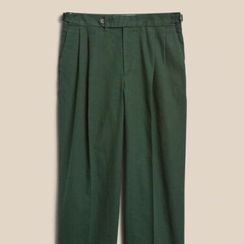 Nwt Banana Republic Unisex Green BR Athletics Pleated Pant Size 28 100% Cotton